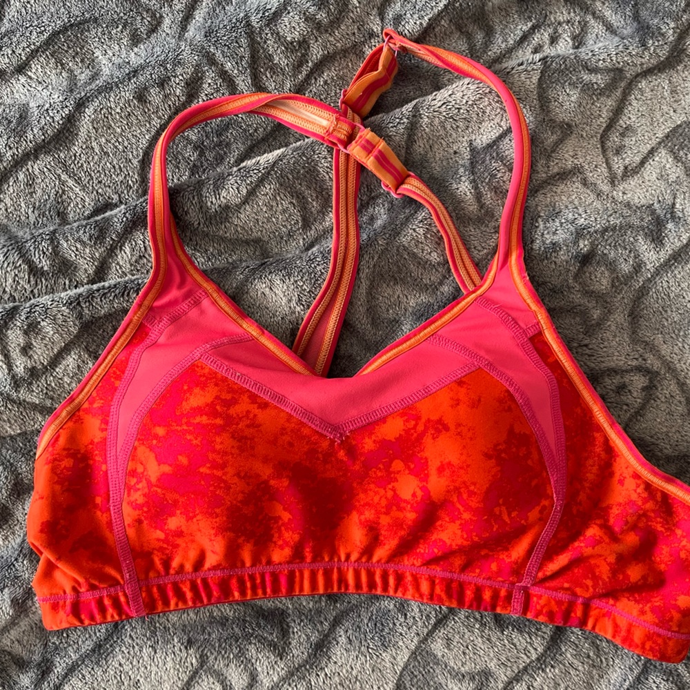 Sports bra